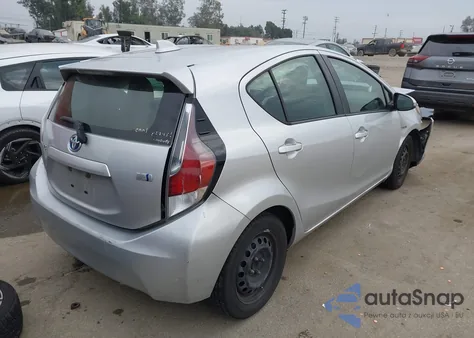 2015 Toyota Prius C One из США, поврежденный, VIN JTDKDTB35F1097866